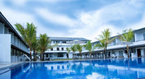 Гостиница Coco Royal Beach Resort  Калутара